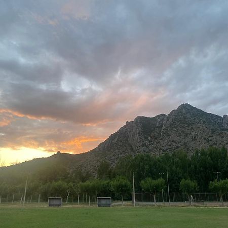 Cal Pintabotes - Apartamento Nuevo En Camarasa Buitenkant foto