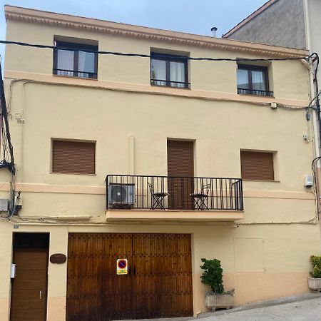 Cal Pintabotes - Apartamento Nuevo En Camarasa Buitenkant foto